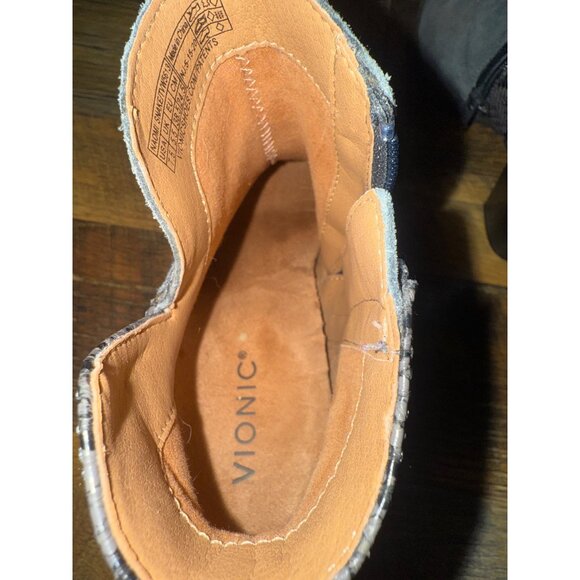 Vionic Naomi Snake Embossed Booties Boots Shoes Size 7.5 - Picture 11 of 14